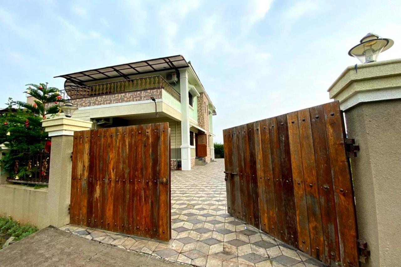 Nessies Nagaon Villa Alībāg Ngoại thất bức ảnh