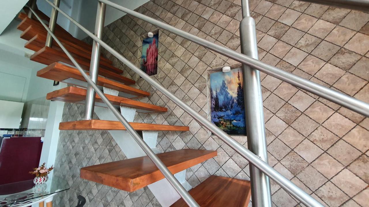 Nessies Nagaon Villa Alībāg Ngoại thất bức ảnh